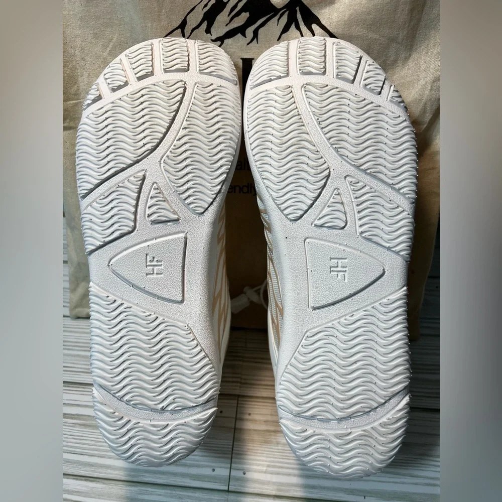 Hike Footwear Lorax Winter Ergonomic Supportive Barefoot boot Unisex white EU 40